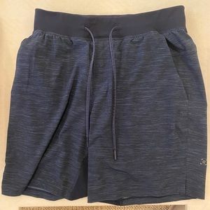 T.H.E. Short 7 inch, linerless, size Small